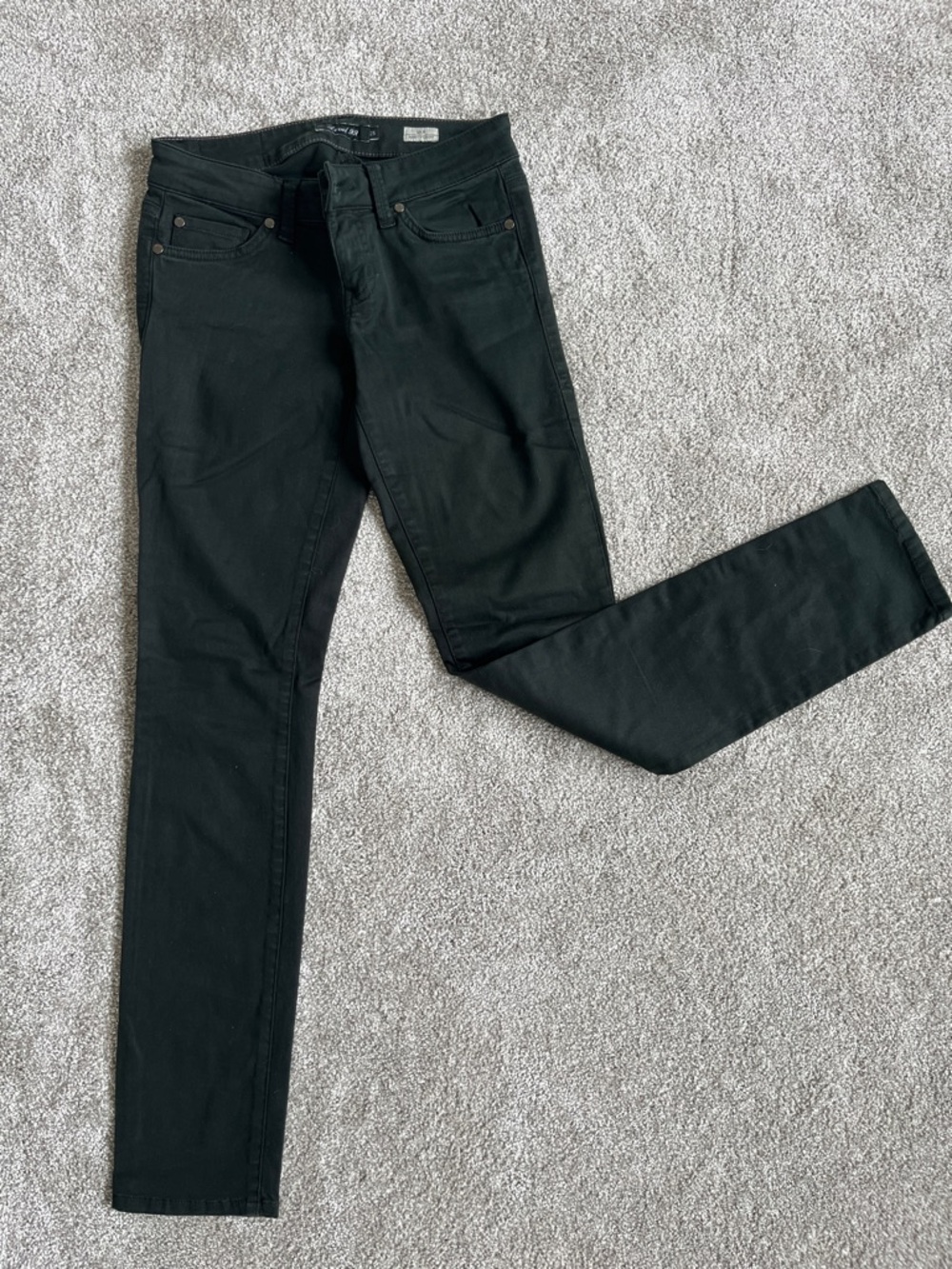 Level 99 | Lily Skinny Straight